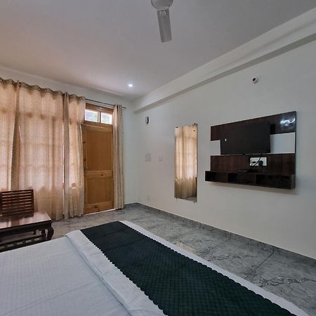 Baikunth Homes Далхаузи Екстериор снимка