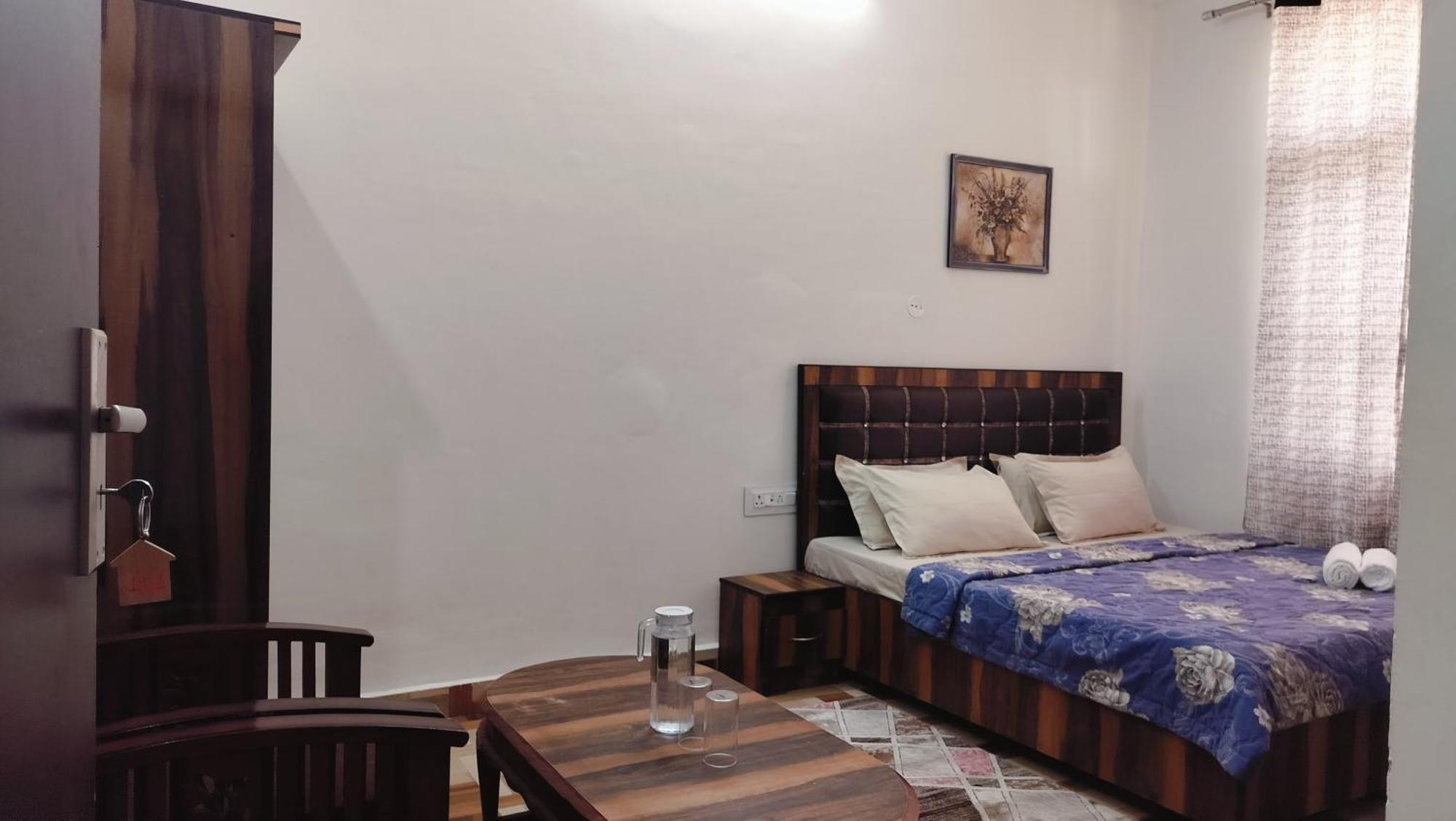 Baikunth Homes Далхаузи Екстериор снимка