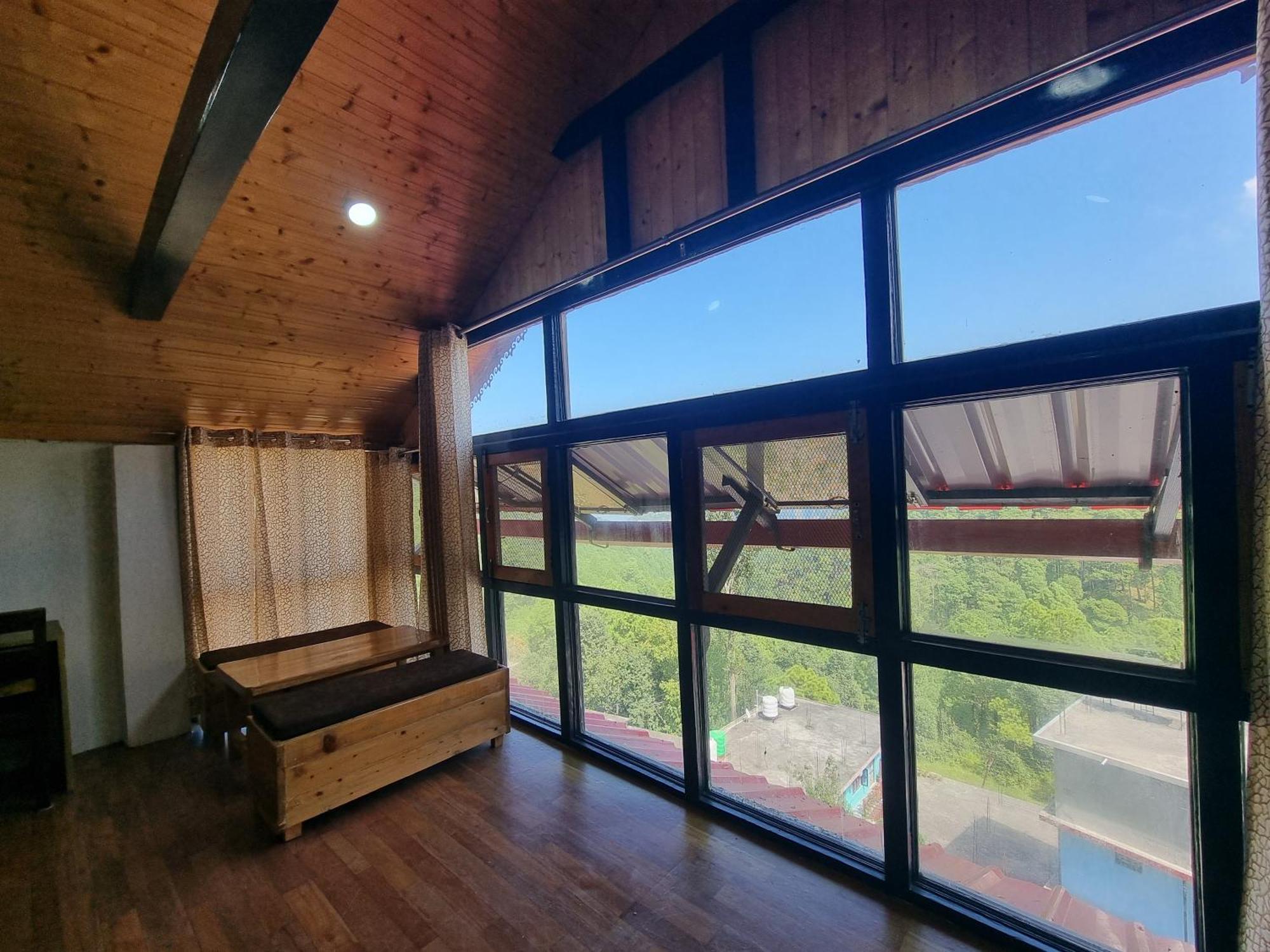 Baikunth Homes Далхаузи Екстериор снимка