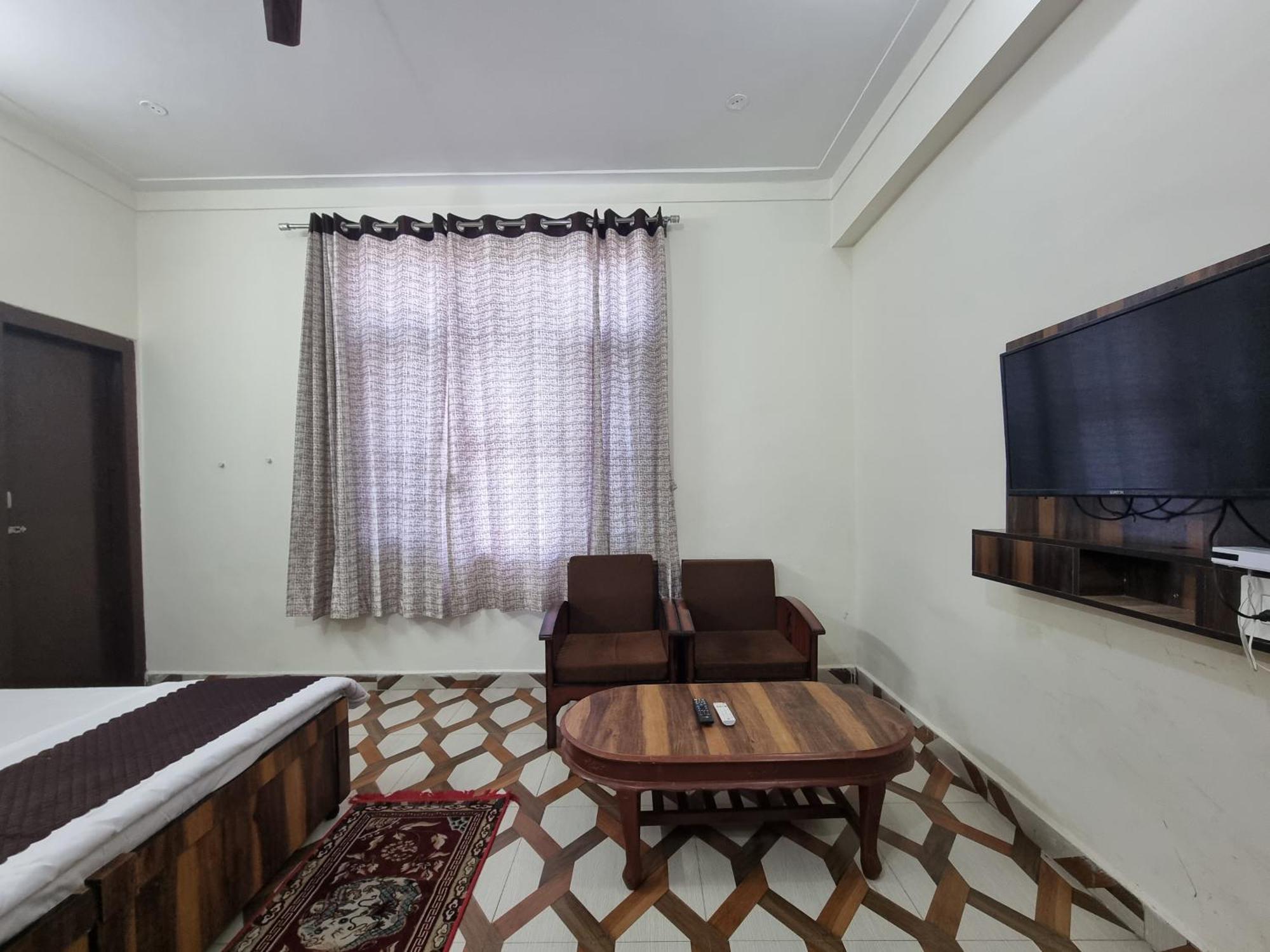 Baikunth Homes Далхаузи Екстериор снимка